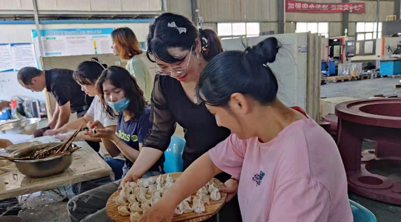 宇捷水餃，團隊的味道